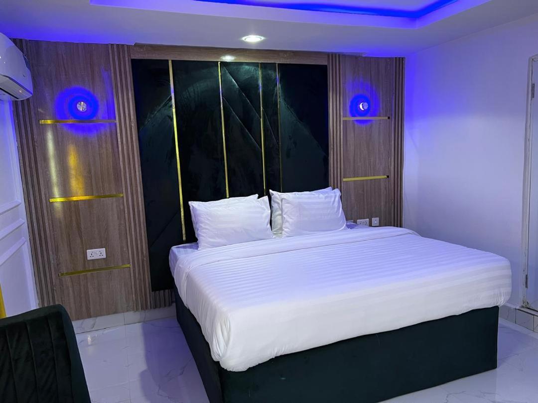 Villa Palazzo Hotel 2 이케야 외부 사진