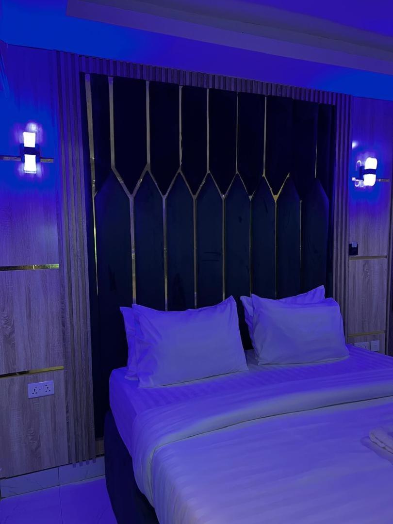 Villa Palazzo Hotel 2 이케야 외부 사진